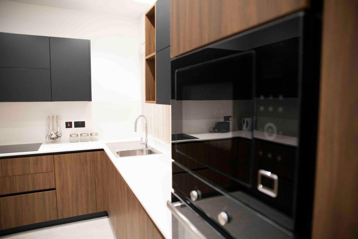 Apartment Flat 3, Nearby Beaches & Countryside, With Terrace L-Imgarr