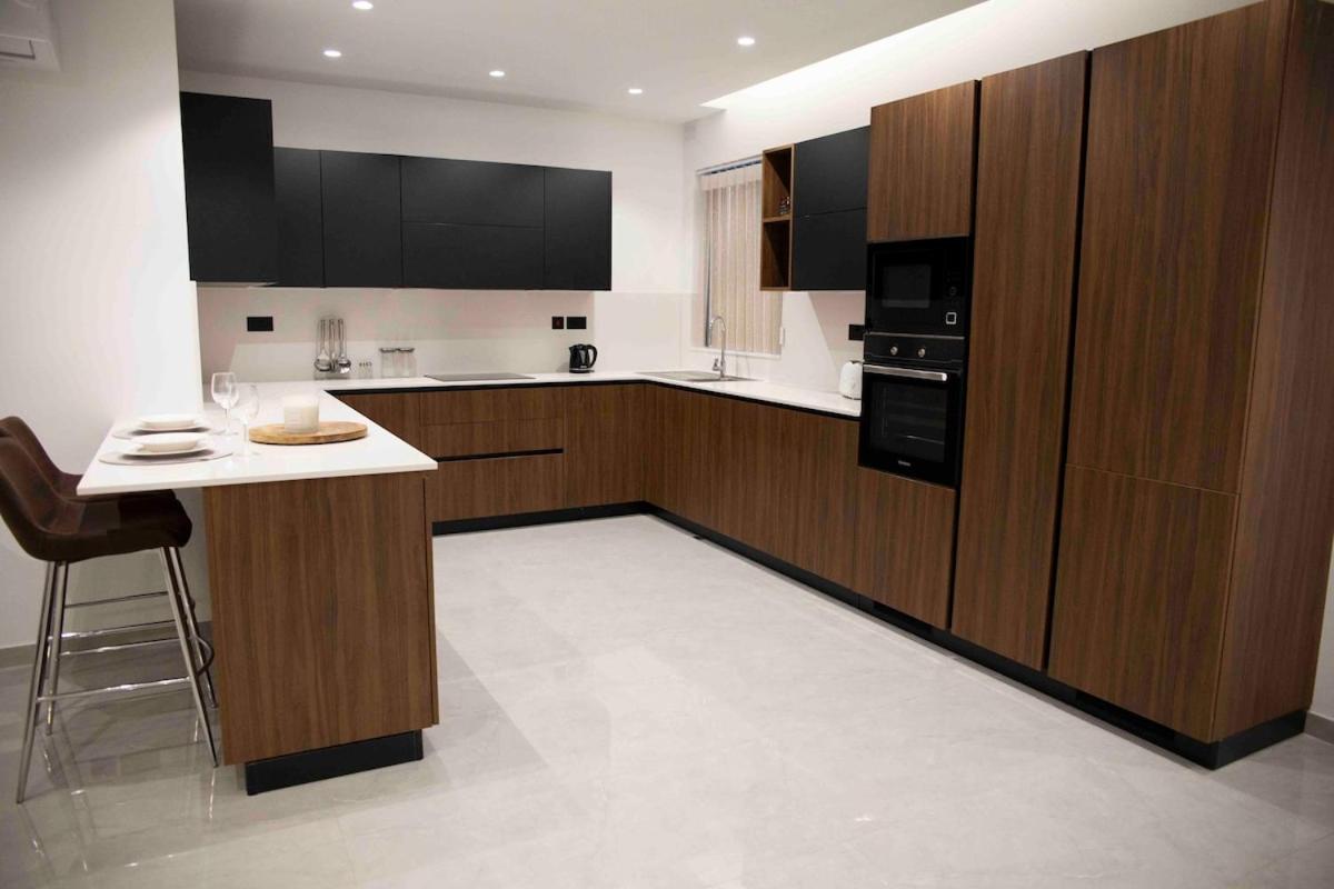 Flat 3, Nearby Beaches & Countryside, With Terrace * L-Imgarr